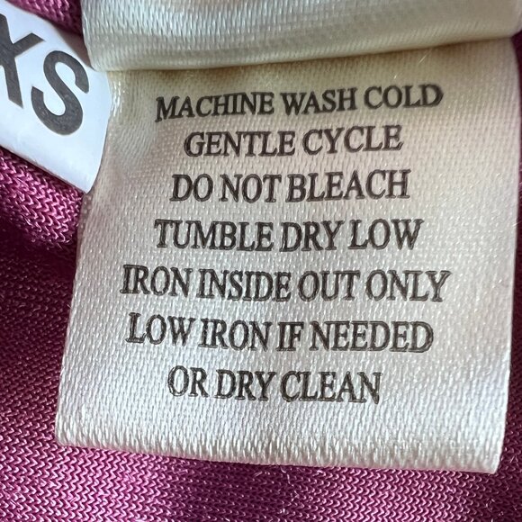 dylan Los Angeles Women's Velour Pink Puffer Vest, Size XS, Excellent Condition! - Picture 5 of 13